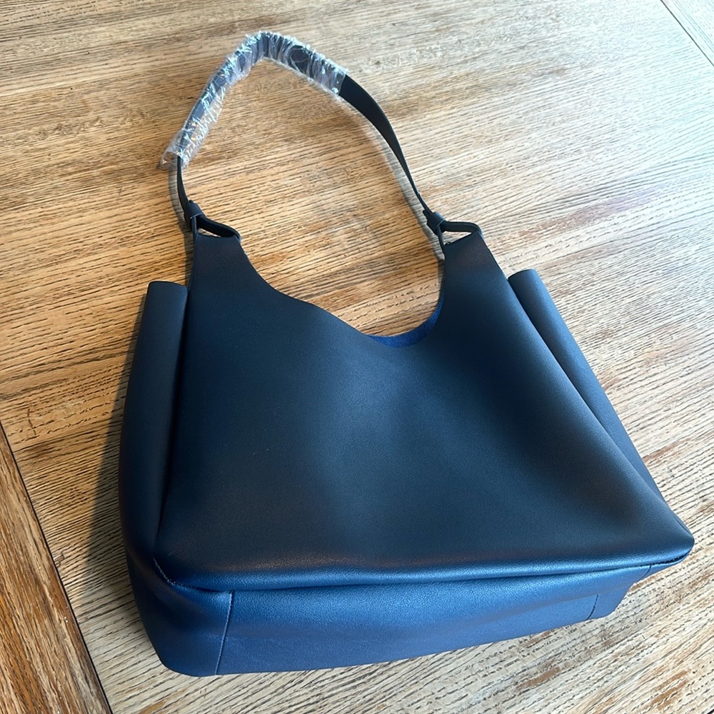 Neiman Marcus bucket tote purse with open top. New.